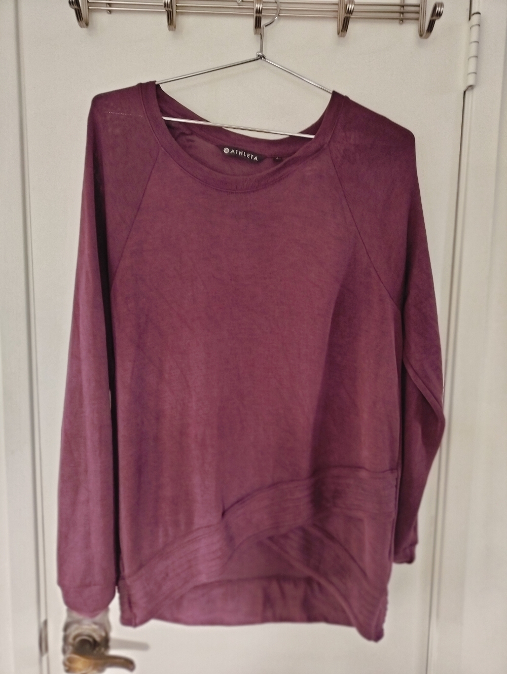 Athleta Size Medium High Low Layered Hem Sweatshirt Dark Grape Purple